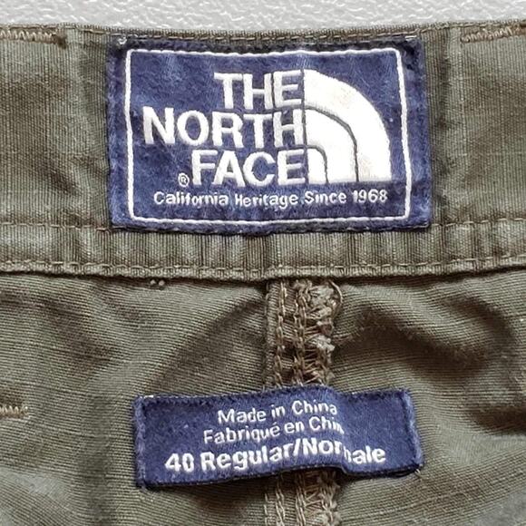 The North Face Shorts Men's Size 40 Regular Green Cargo Ripstop Canvas - Picture 8 of 13